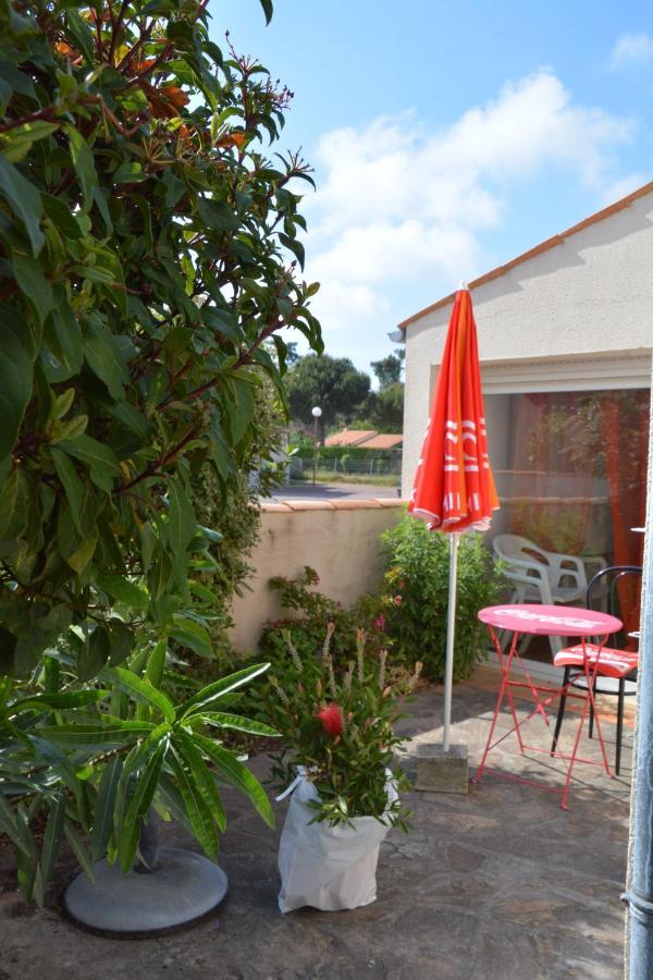 הוילה Grand-Village-Plage Pavillon Des Loritz מראה חיצוני תמונה